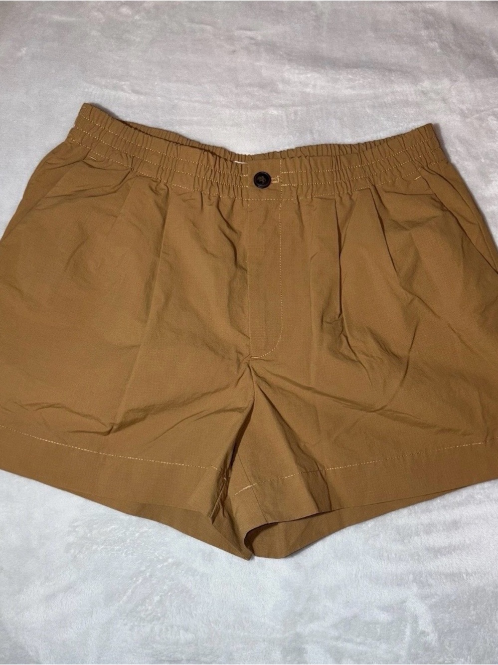 Madewell Women’s Elastic-Waist Shorts in Tan Brown